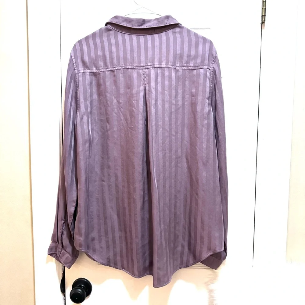 Cloth & Stone Anthropologie Mauve Grace Sateen Striped Button down XL - Picture 3 of 9